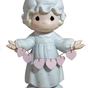 Precious Moments Figurine “You’ve Touched So Many Hearts” 1983 e-2821
